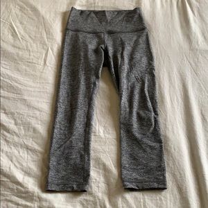 Cropped 21’ Lululemon Wunder Under High Rise
